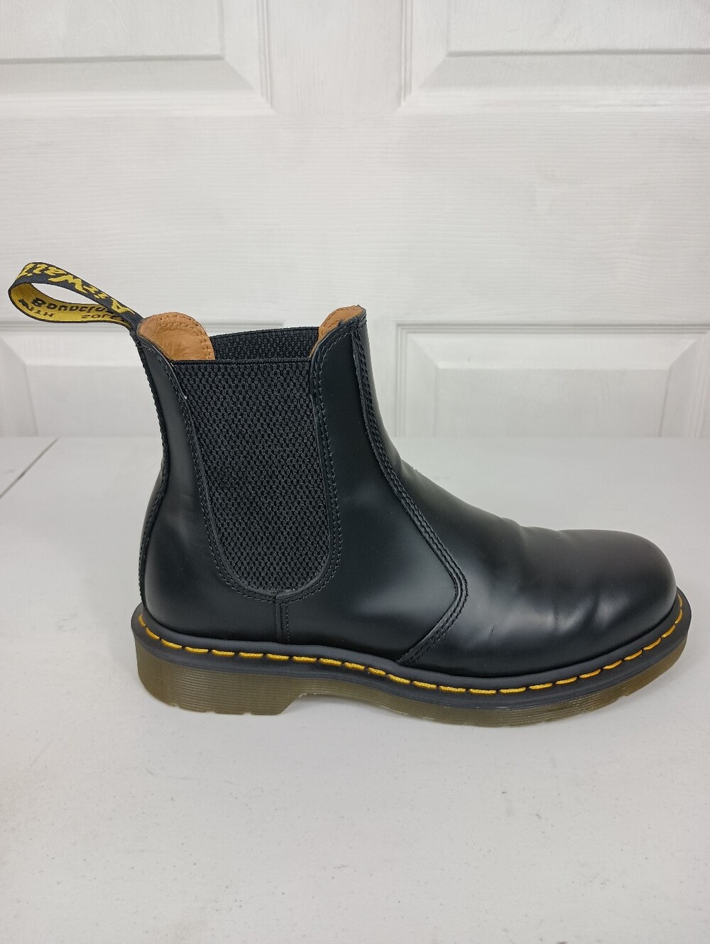 Dr Martens Chelsea Boots Womens 8 Black Leather Yellow Stitch Pull On 2976 - Picture 5 of 16
